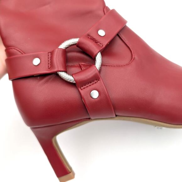 DV Dolce Vita Gavani Ankle Heel Boots Side Zip Women's Red Size US7 EU38 - Picture 16 of 16